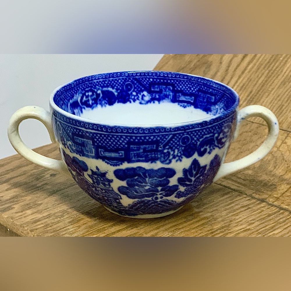 19th Century Antique Allertons England Flow Blue Willow Double Handled Cup